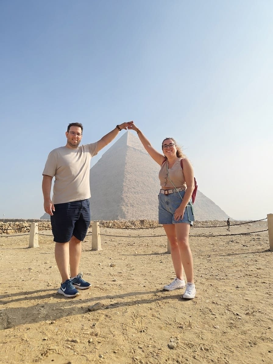 Stella y Miguel en Egipto